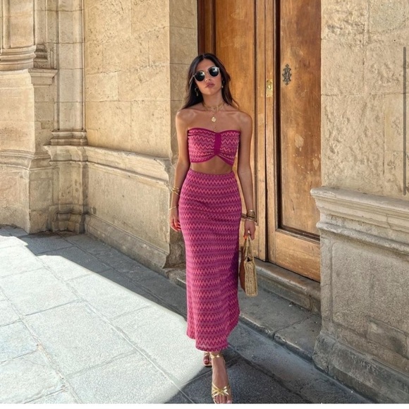 Zara Dresses & Skirts - Zara 2 piece Jacquard Knit Top and Skirt Set Fuchsia